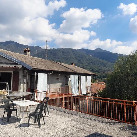 Nonna Anita Bed & Breakfast Castelveccana Luaran gambar